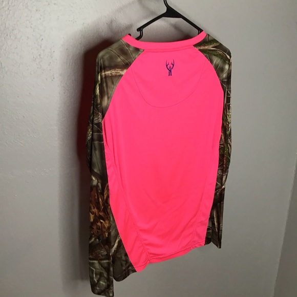 Huntworth Pink & Camo Hunting Athletic Shirt - Picture 6 of 8